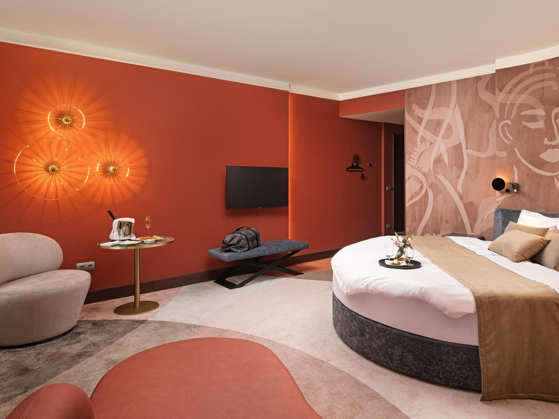 Photo of the whole room