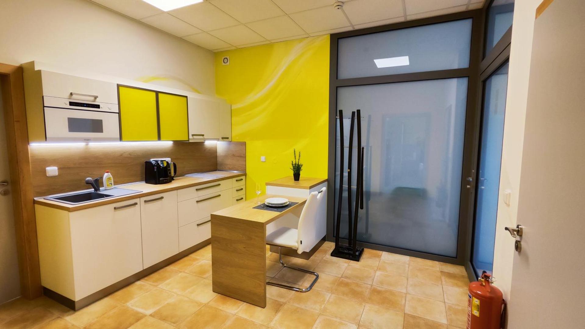 Kitchen or kitchenette