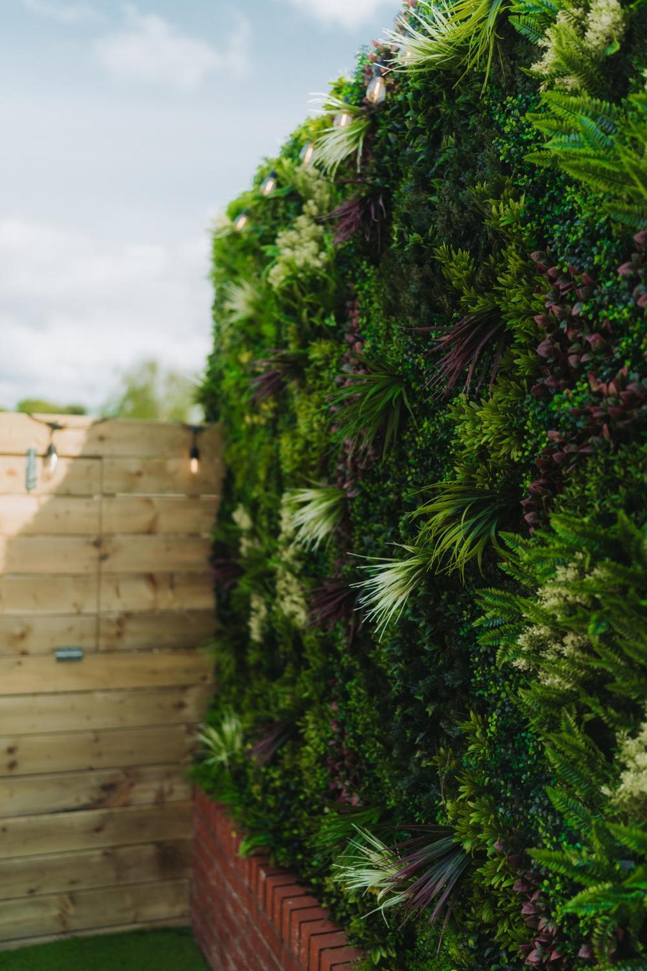 Cosy Hot Tub Getaway Bungalow