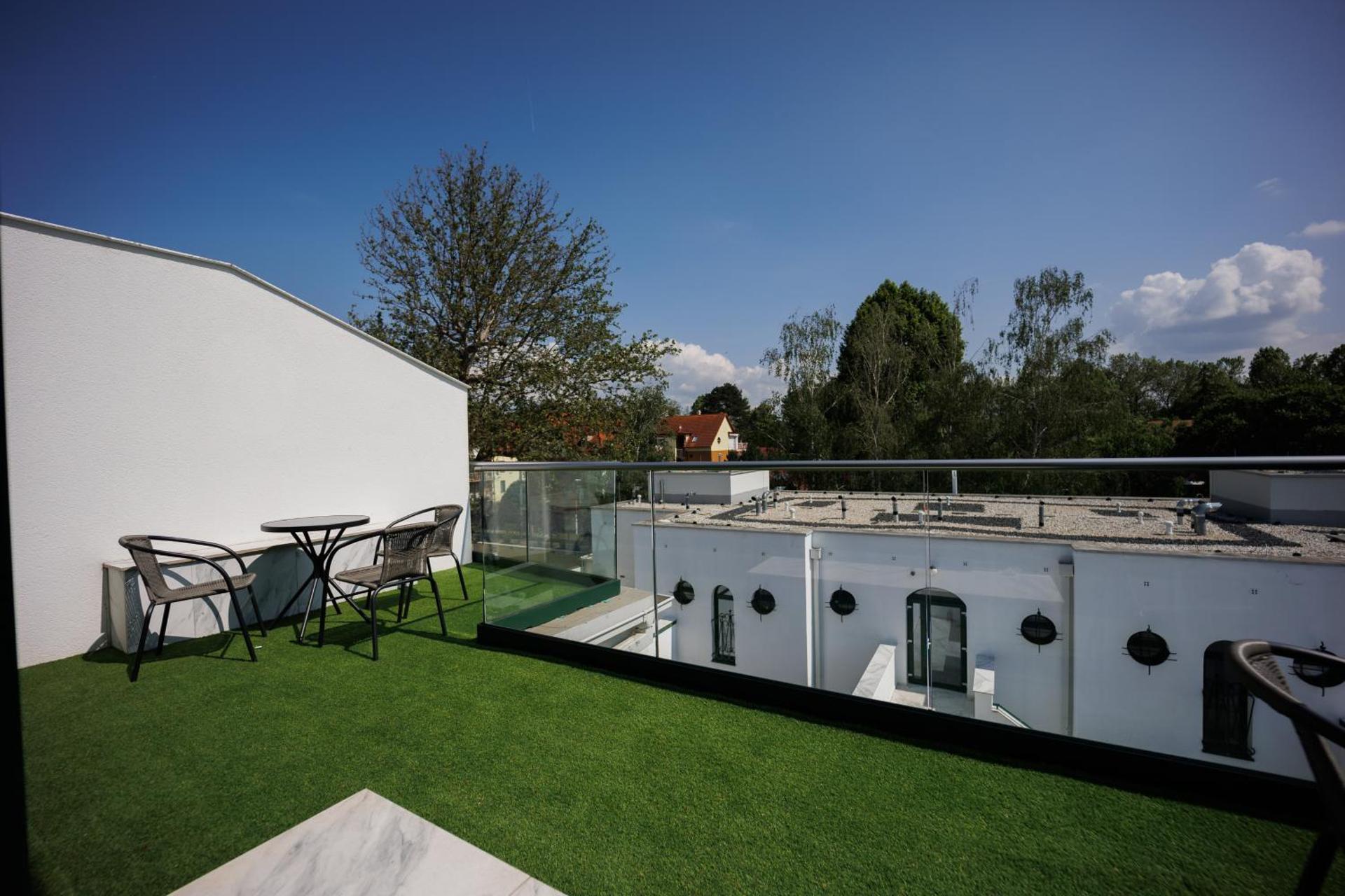 Villa Bauhaus Wellness Apartman 105