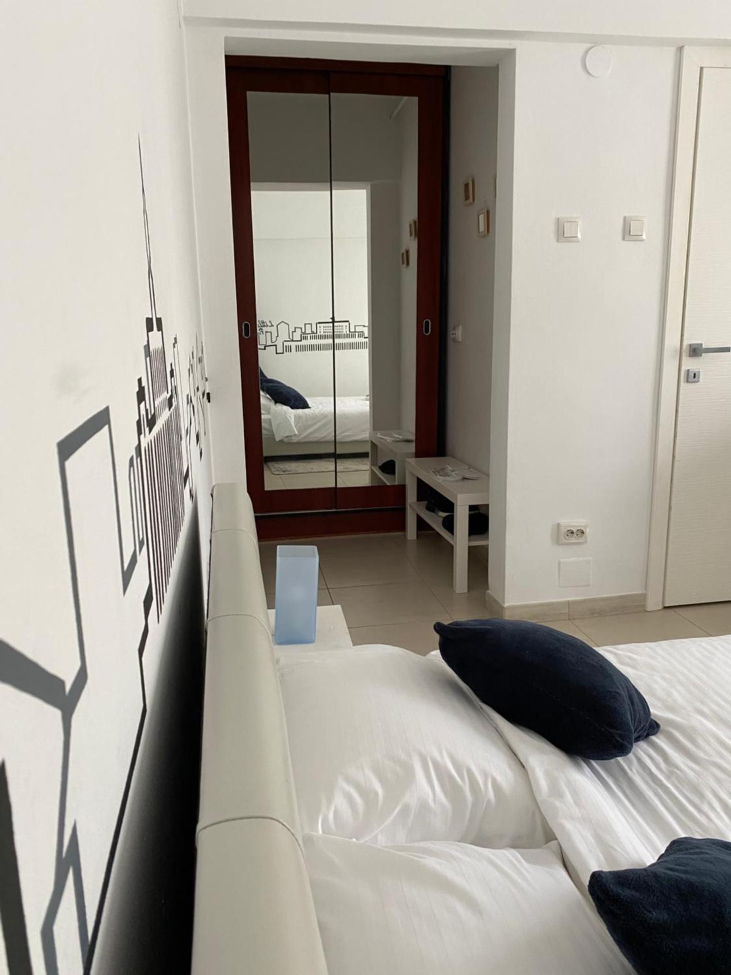 Old Town Studio - Victoriei 1