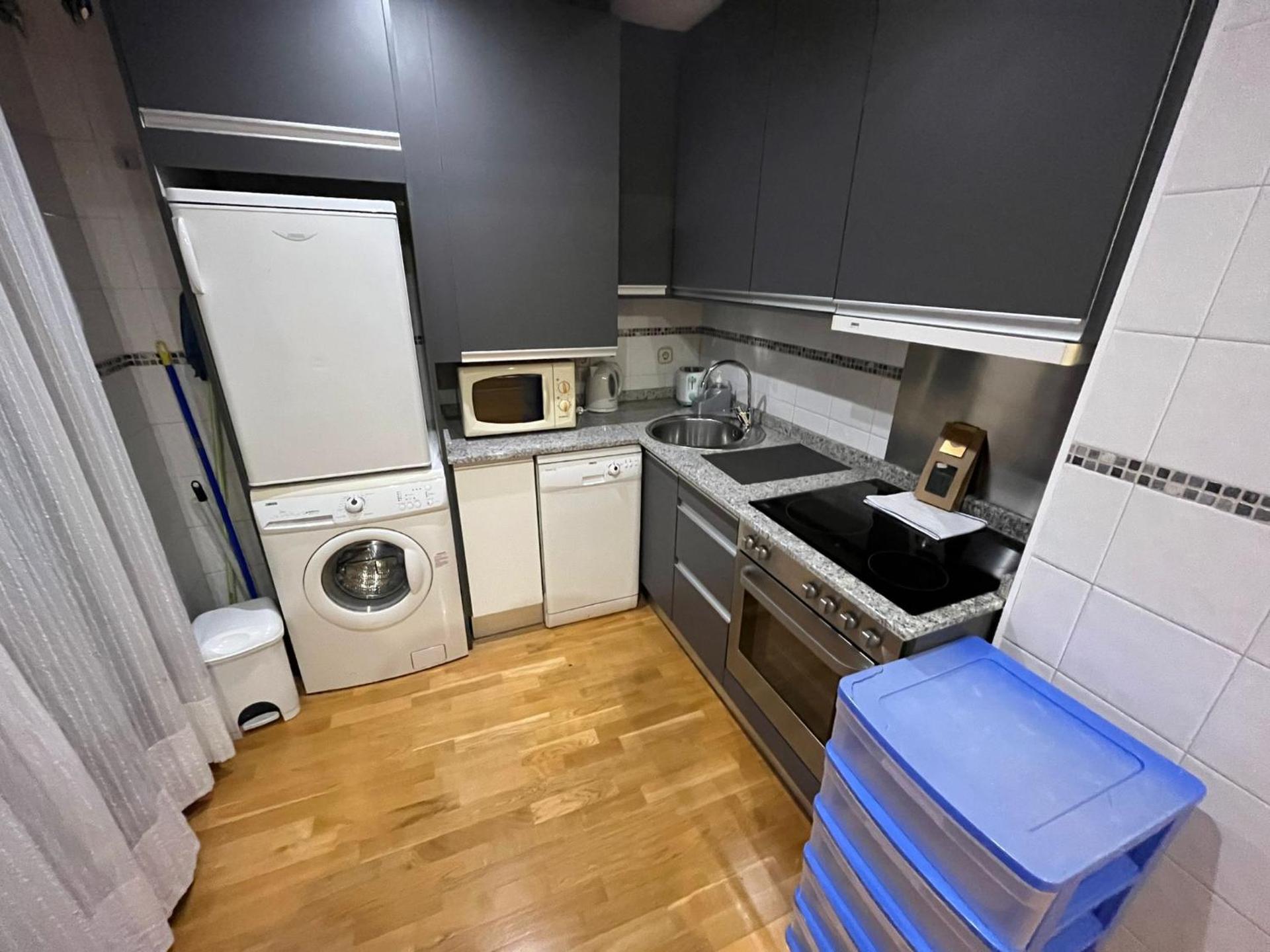 APARTAMENTO en ATOCHA - Silencioso y luminoso