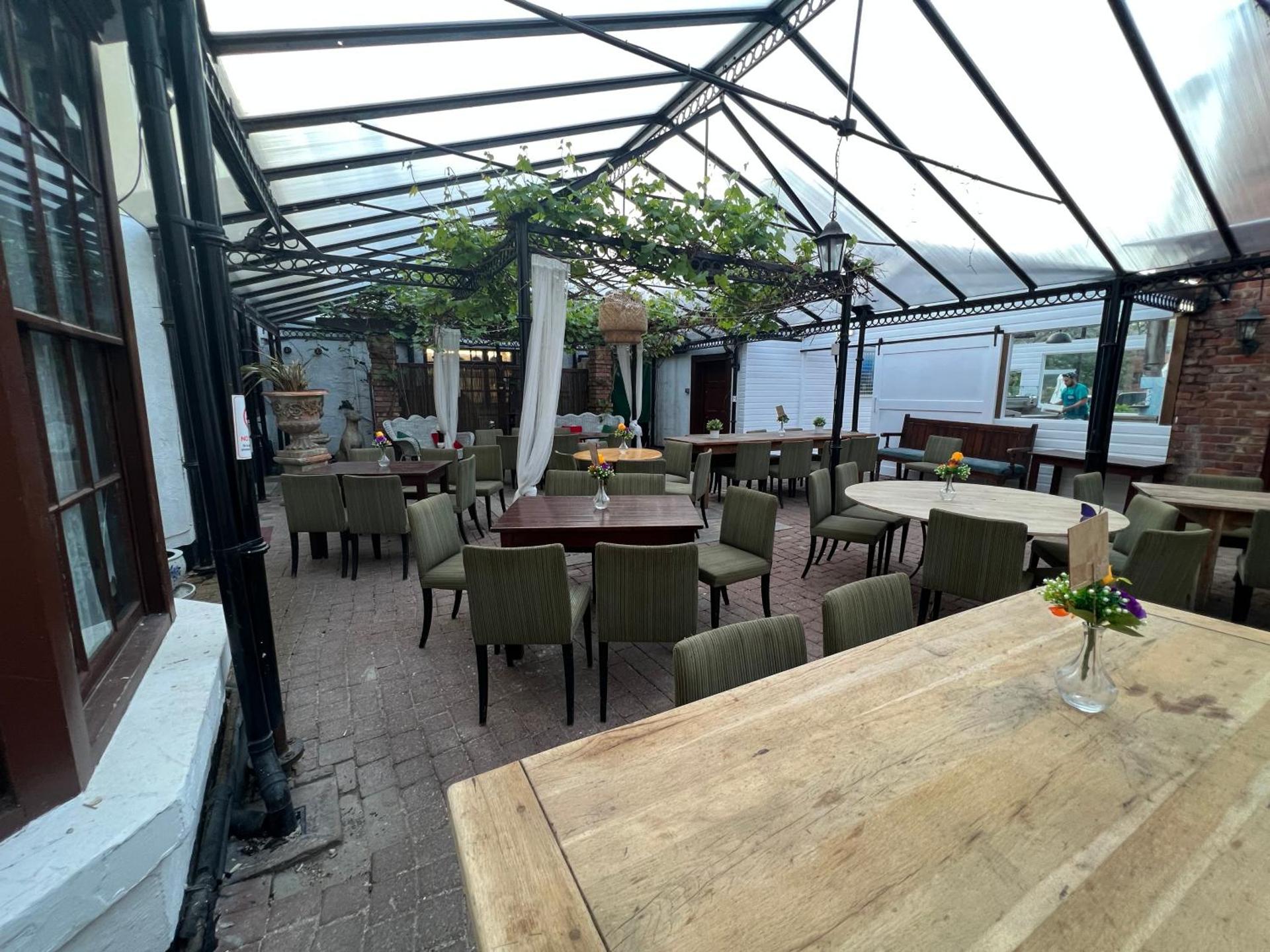 Georgian House Hotel