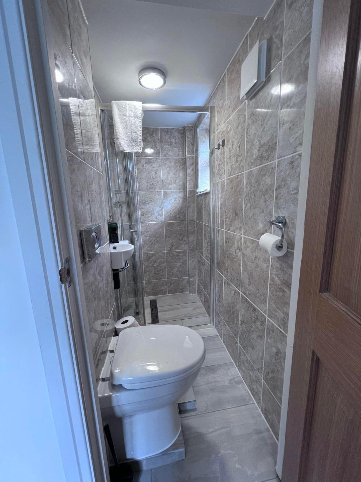 Single Room with Shower