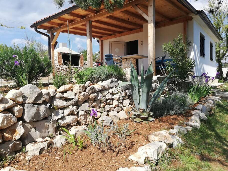 Rare find! Dogs Welcome Secluded Comfy House Krk