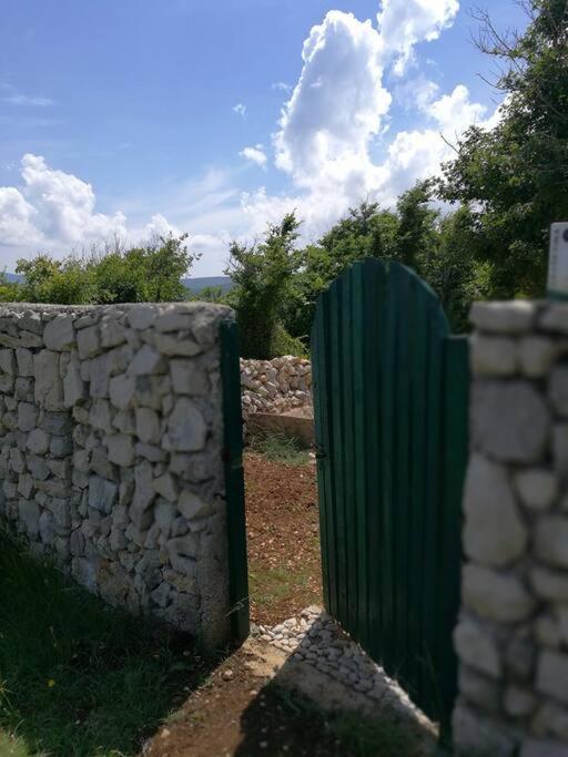 Rare find! Dogs Welcome Secluded Comfy House Krk