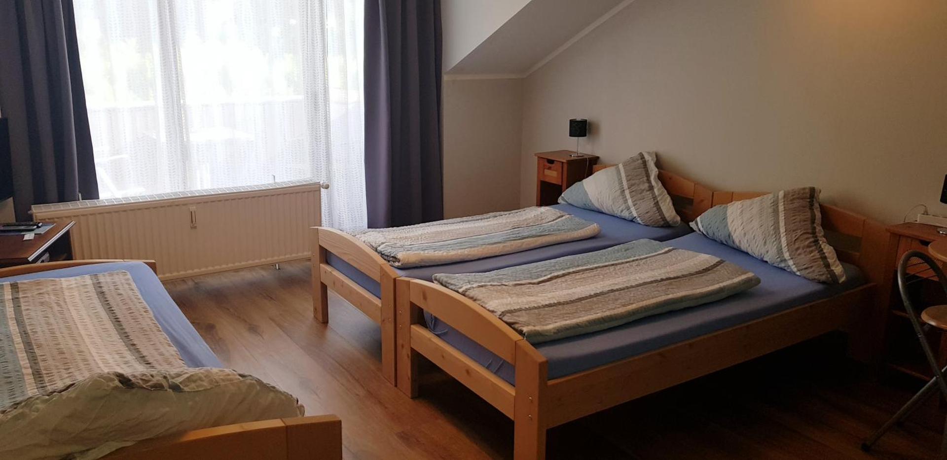 Pension Strohm im Lieth Café