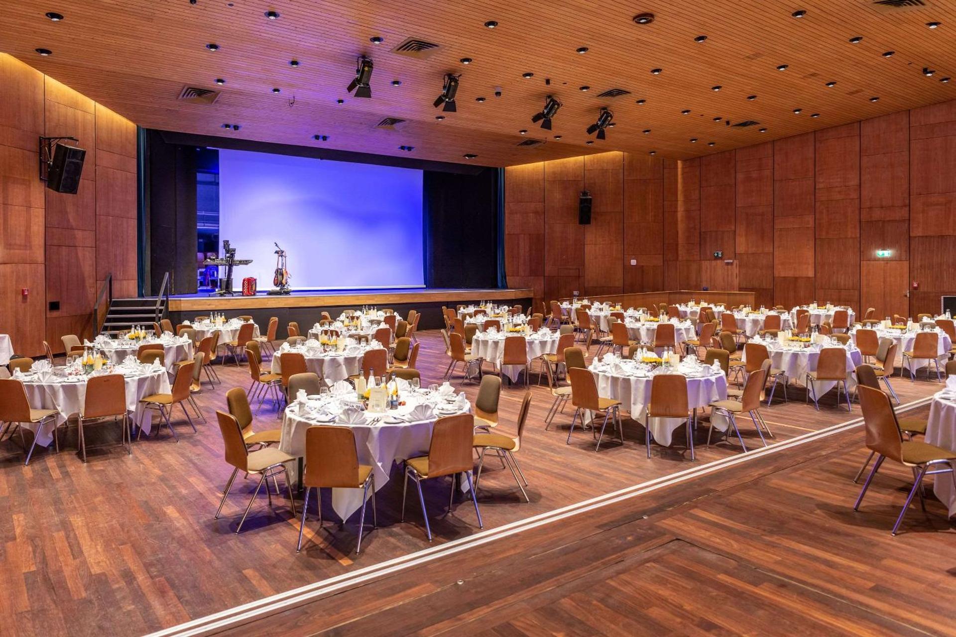 Meeting/conference room