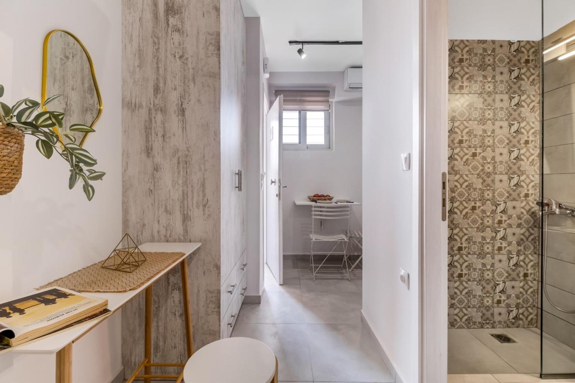 Mella Roa - Amar studio