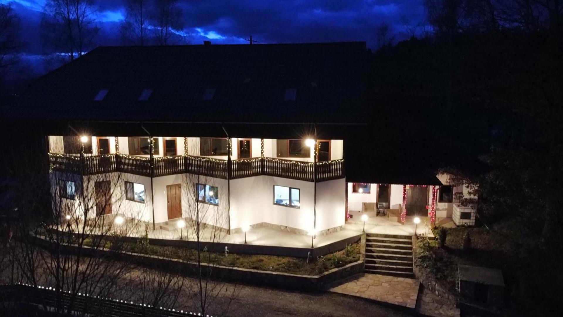 Pensiunea Sara pe deal