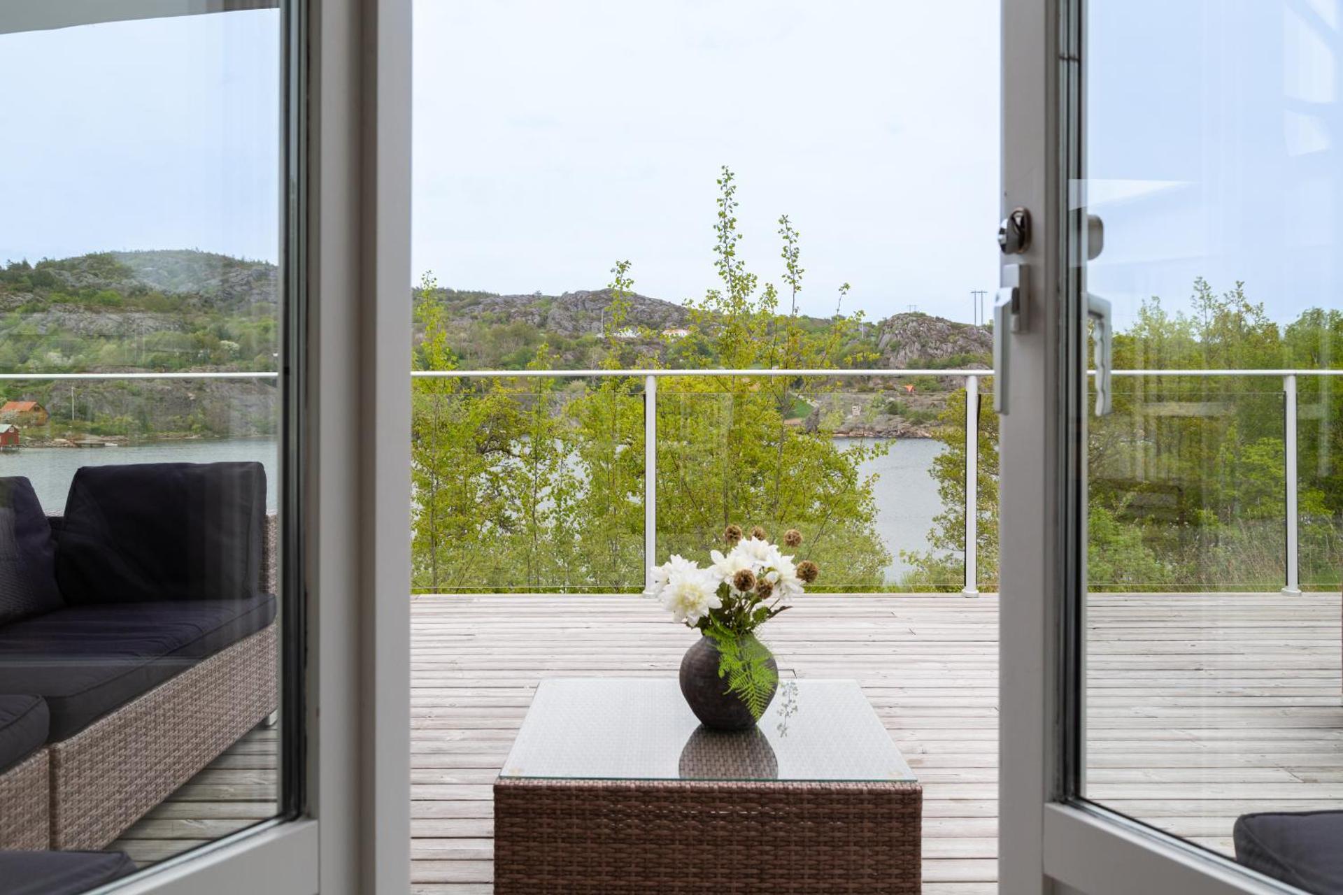 Exclusive house with private boathouse