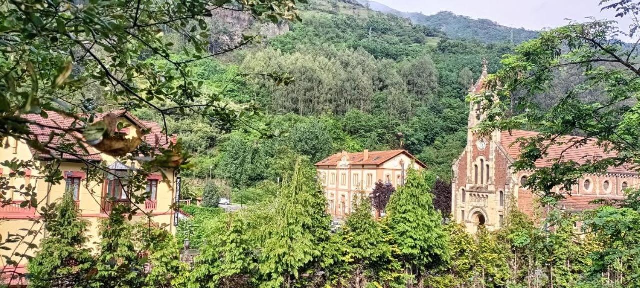 POSADA de BUSTIELLO,cercano a las estaciones de esquí