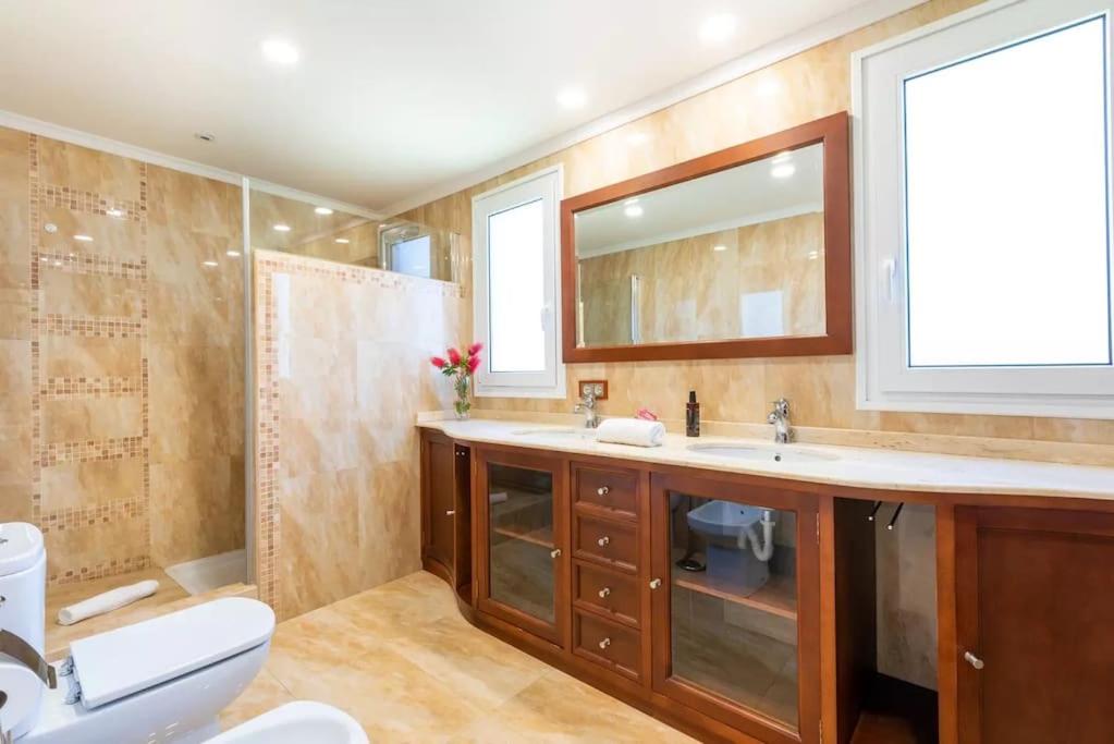 Ohana Luxury Villa with Heated Pool