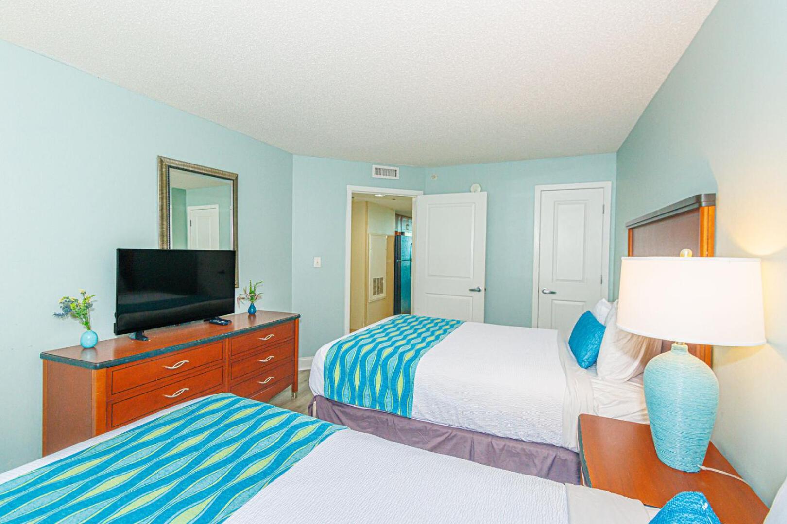 Direct Oceanfront Condo-Sandy Beach Resort 1610- Sleeps 6!
