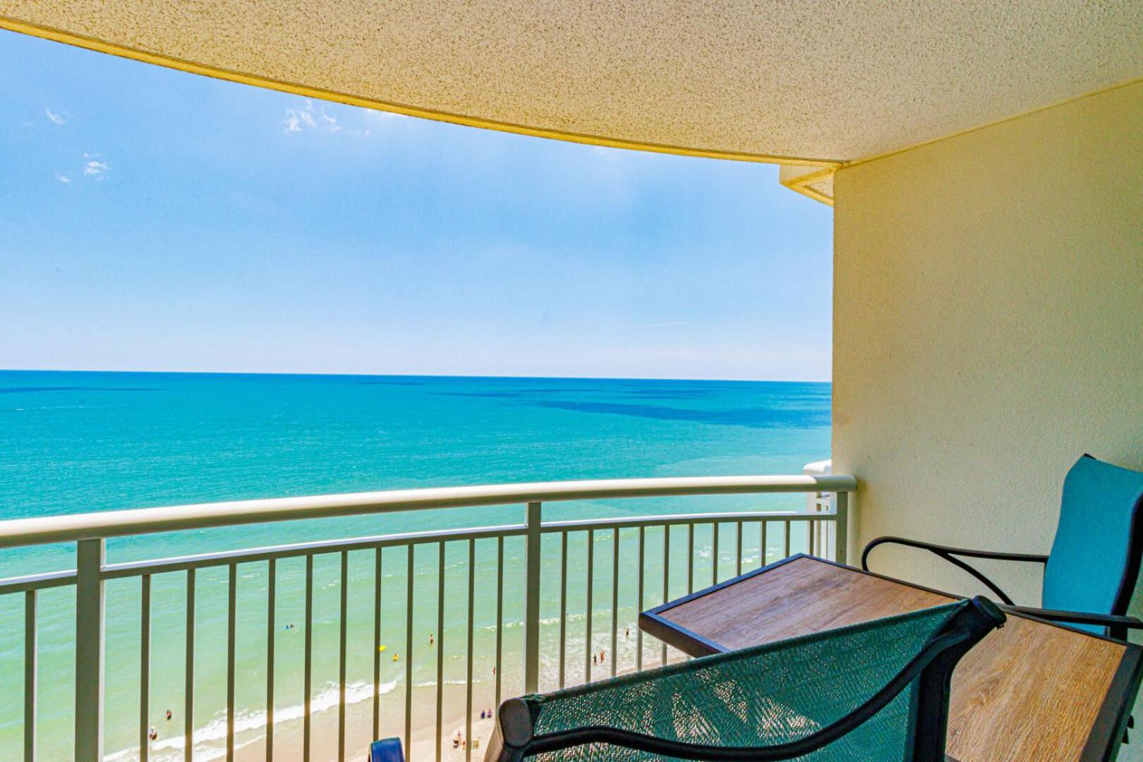 Direct Oceanfront Condo-Sandy Beach Resort 1610- Sleeps 6!