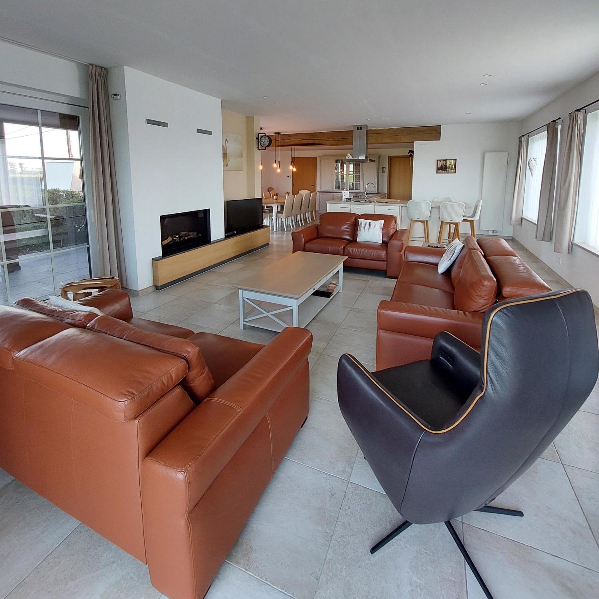 Florentinus met hottub, afgesloten tuin en overdekt terras