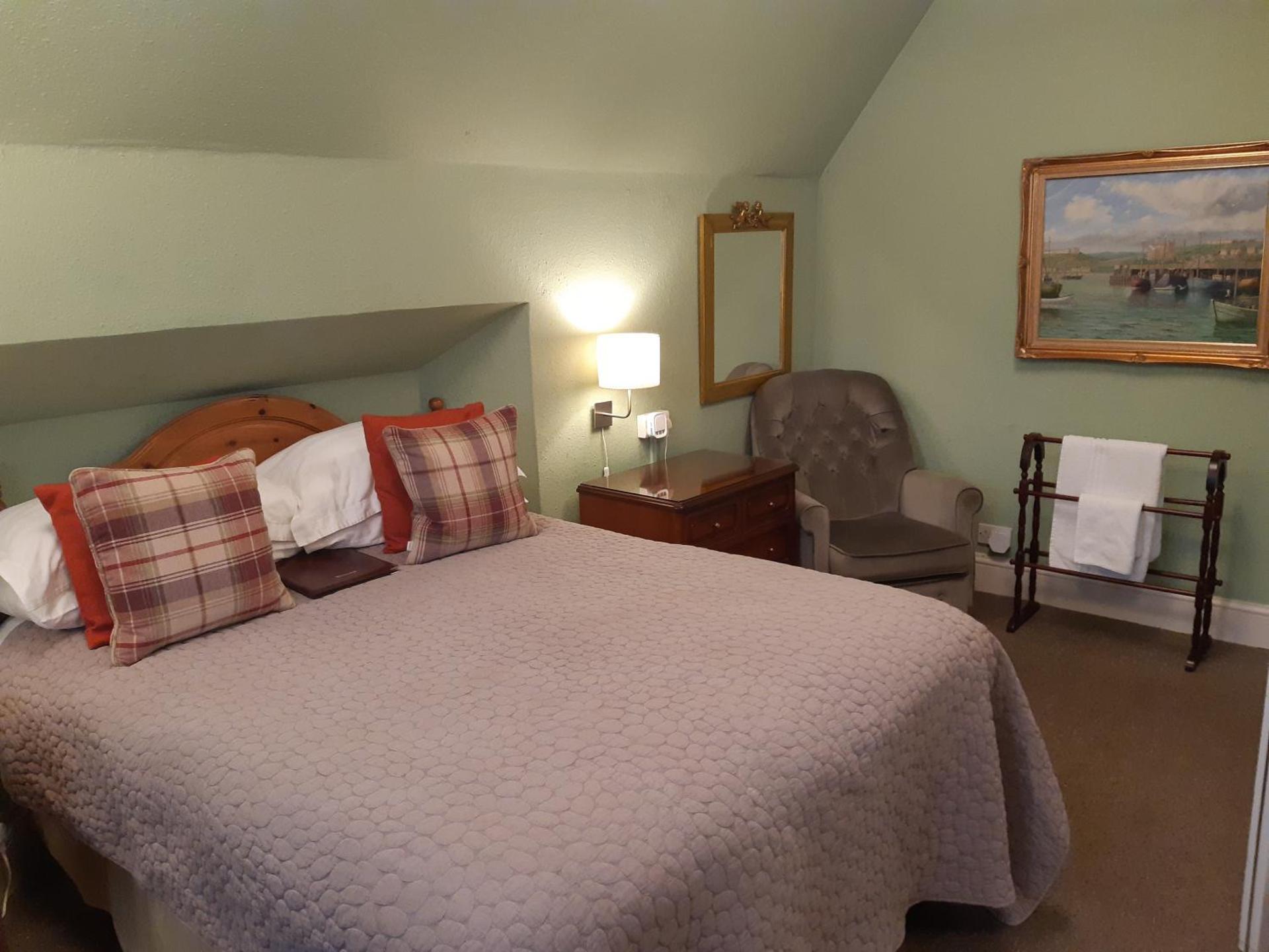 Family Room with  Private External Bathroom