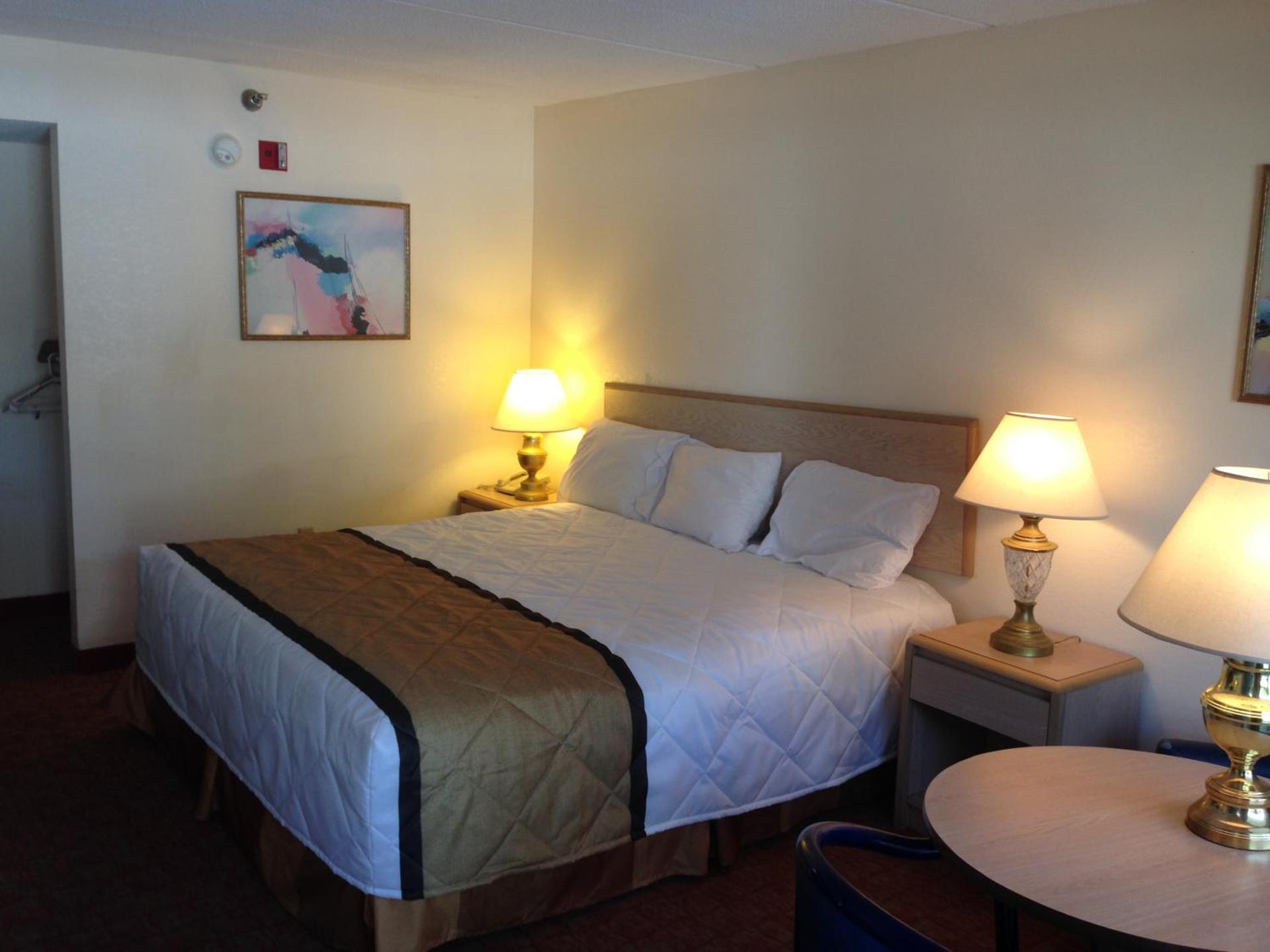 King Room - Non-Smoking