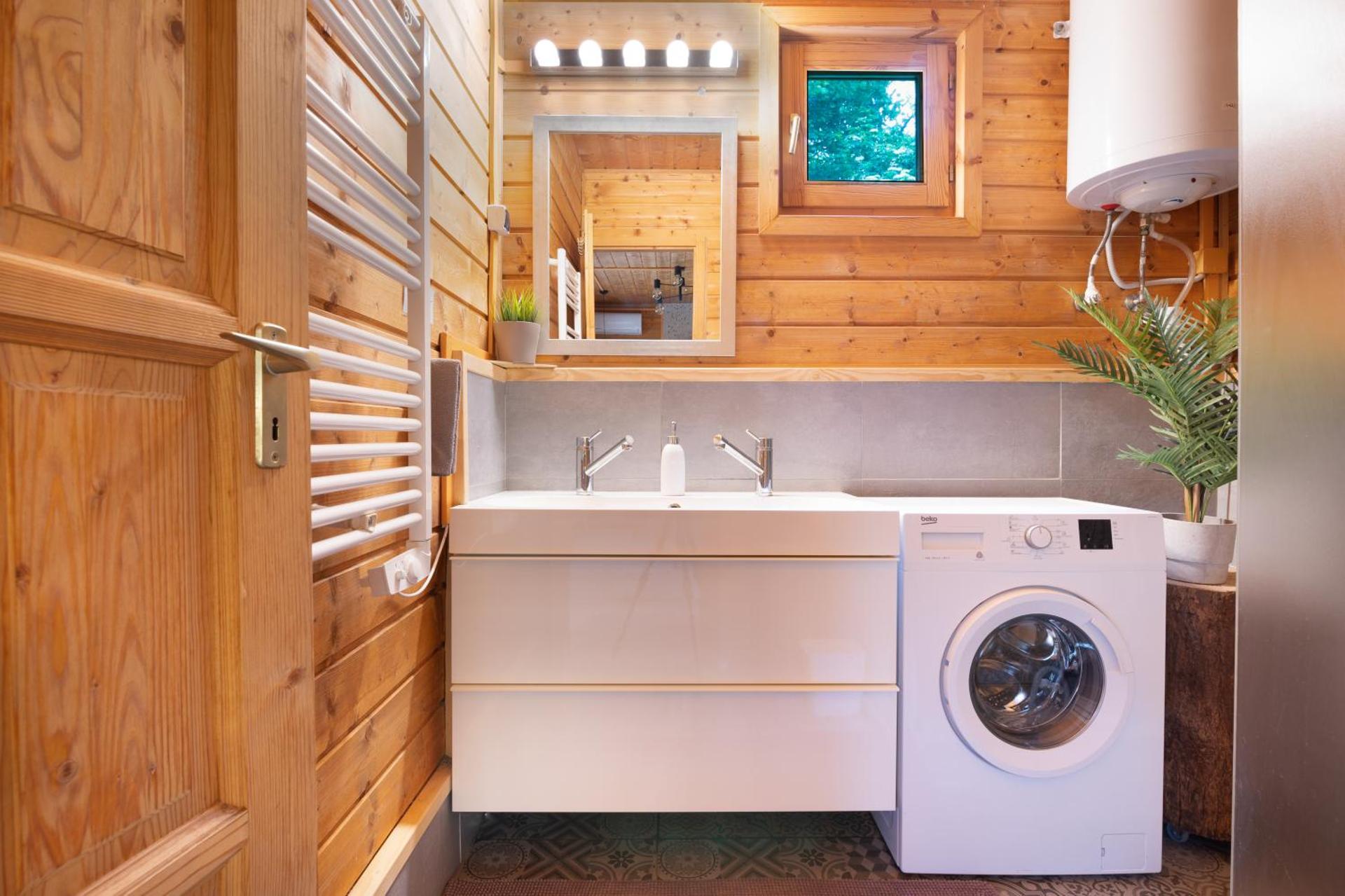 Chillout Apartman Noszvaj