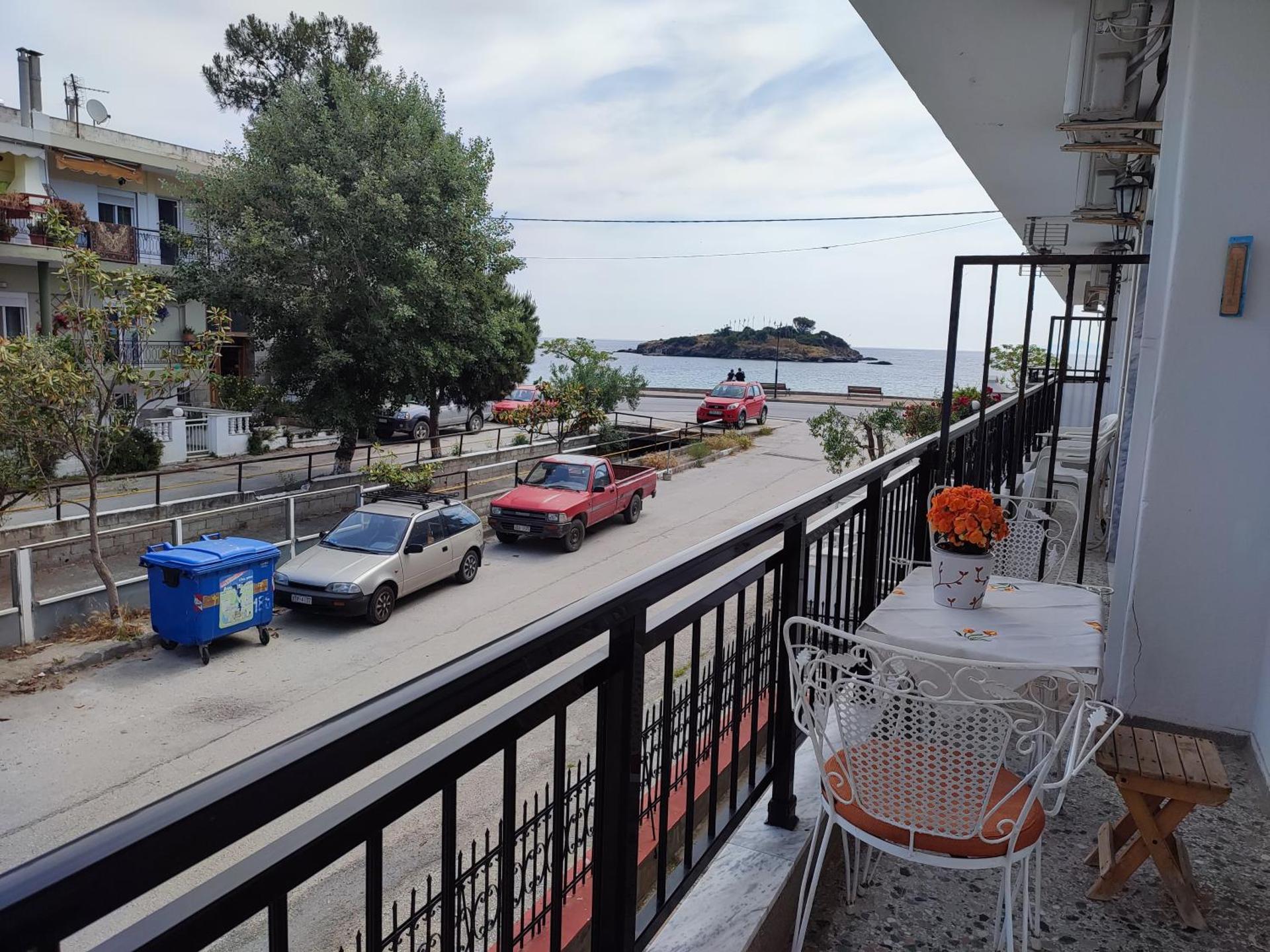 ISLAND VIEW BEACH APARTMENT