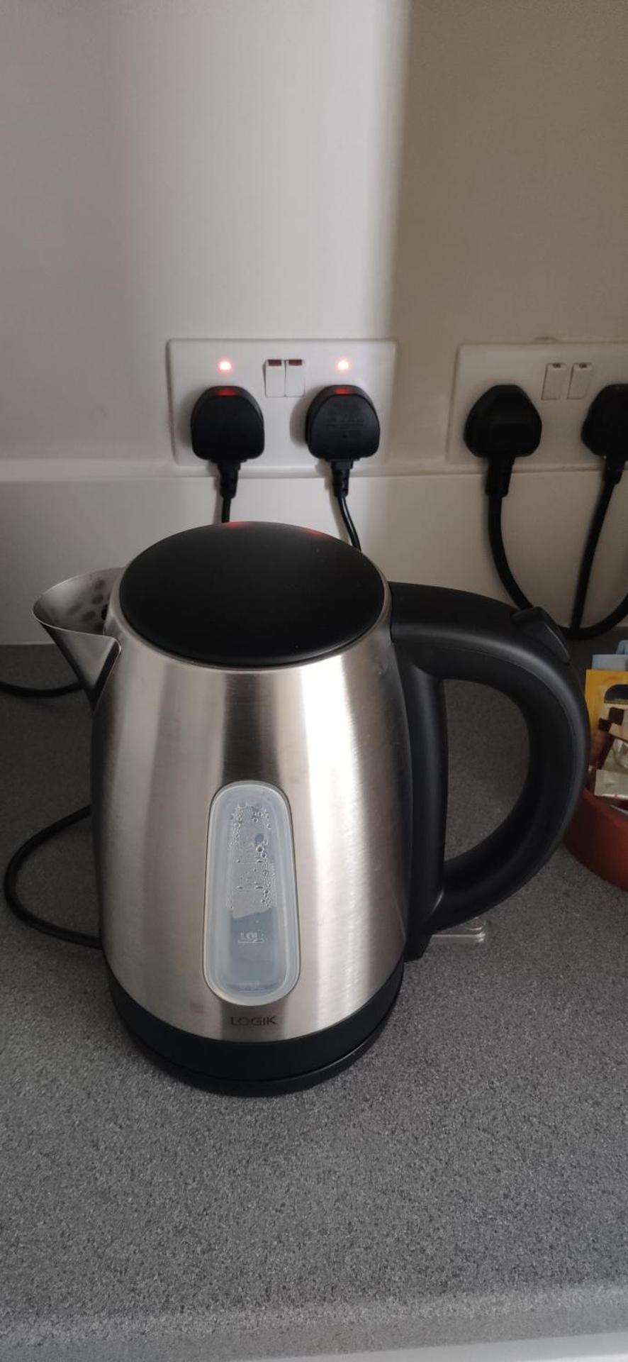 Coffee/tea facilities