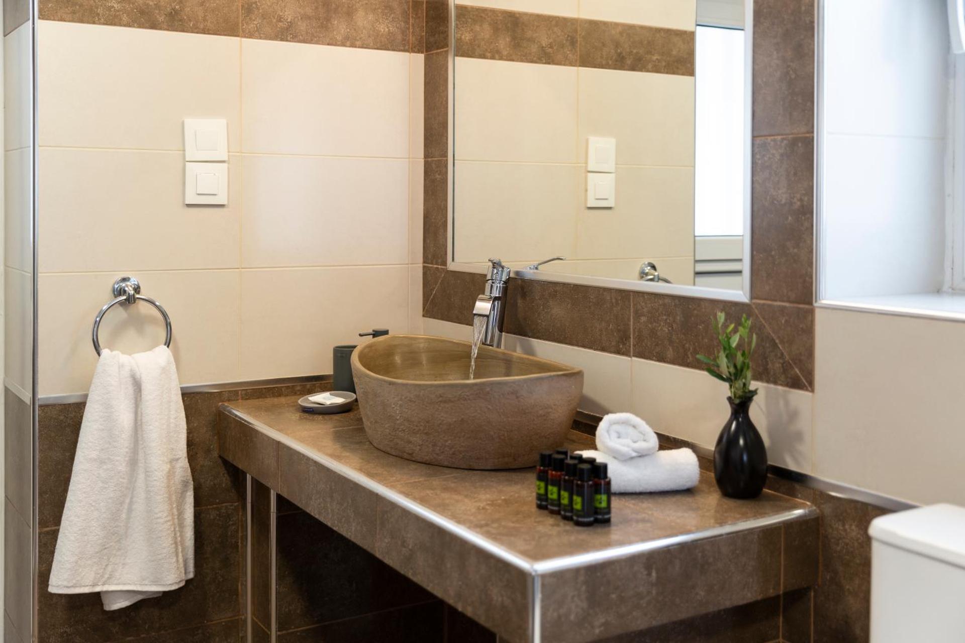 Captain's house suites