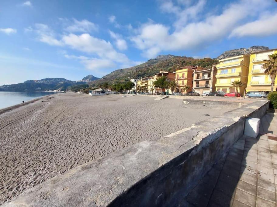 Taormina spiaggia Casa Sole Mare da Annalisa