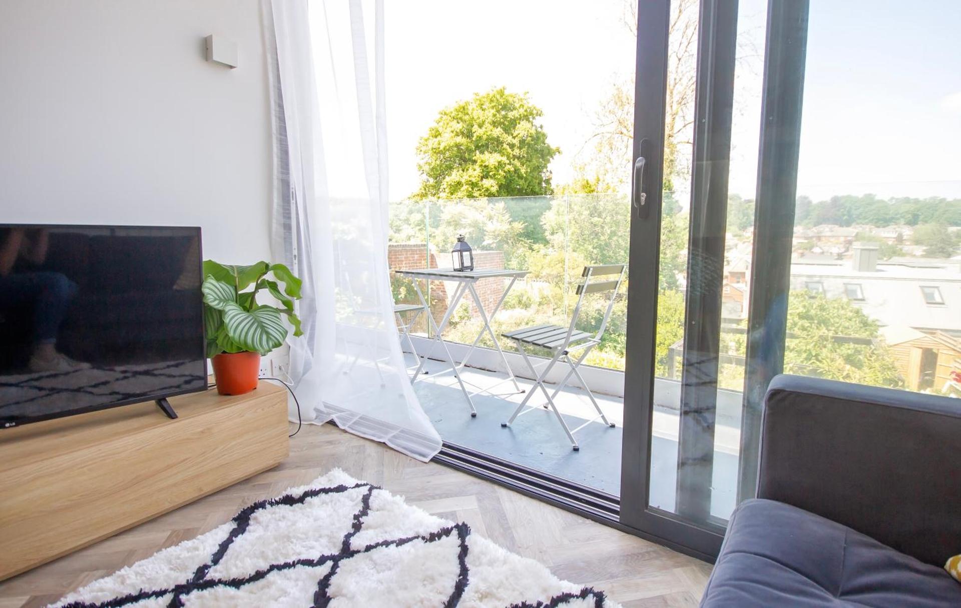 Fulflood View, Winchester