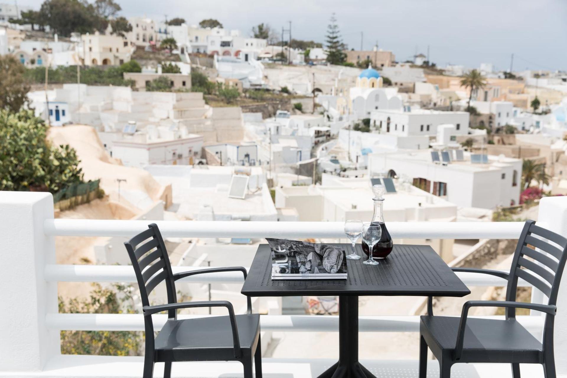 Captain's house suites