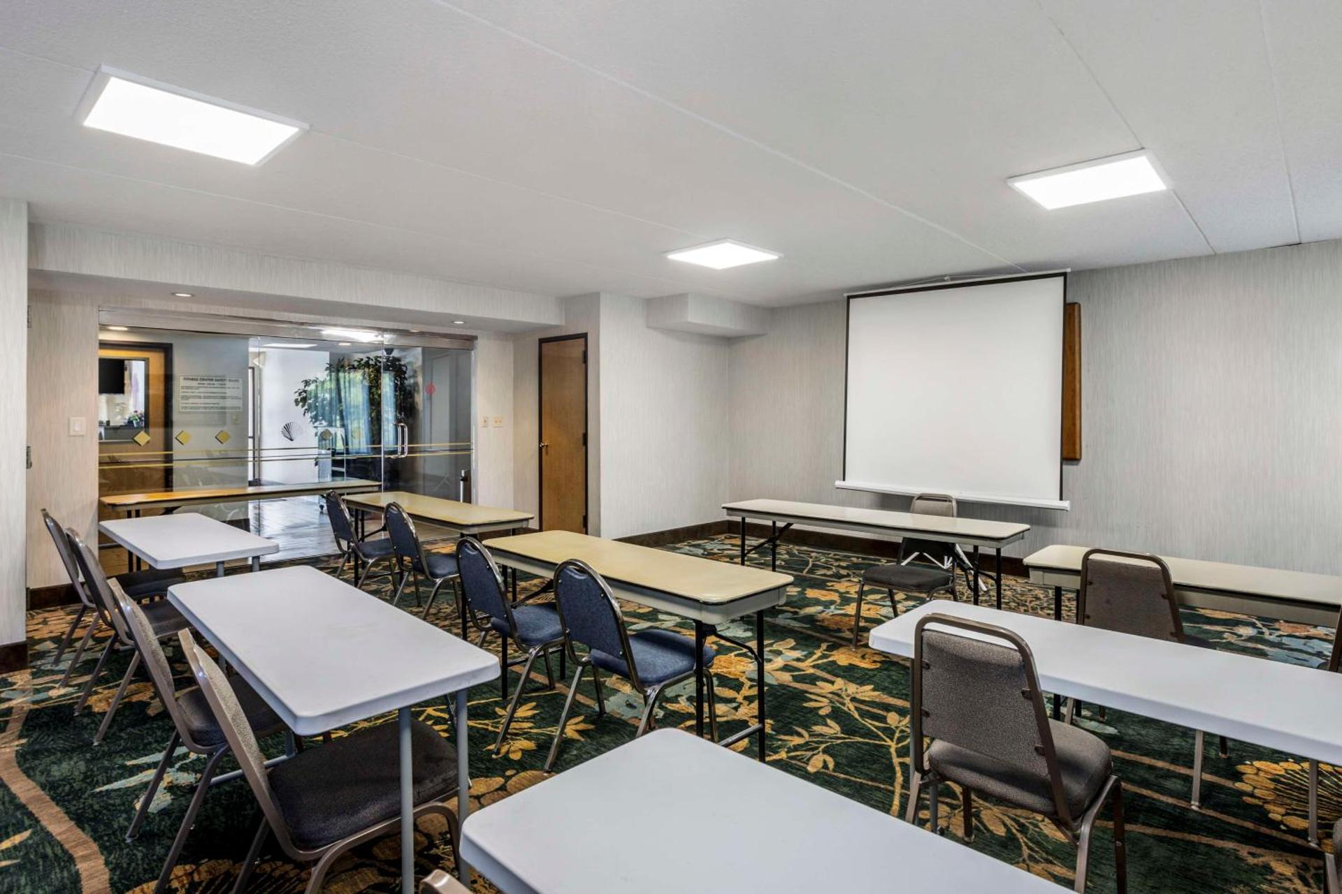 Meeting/conference room