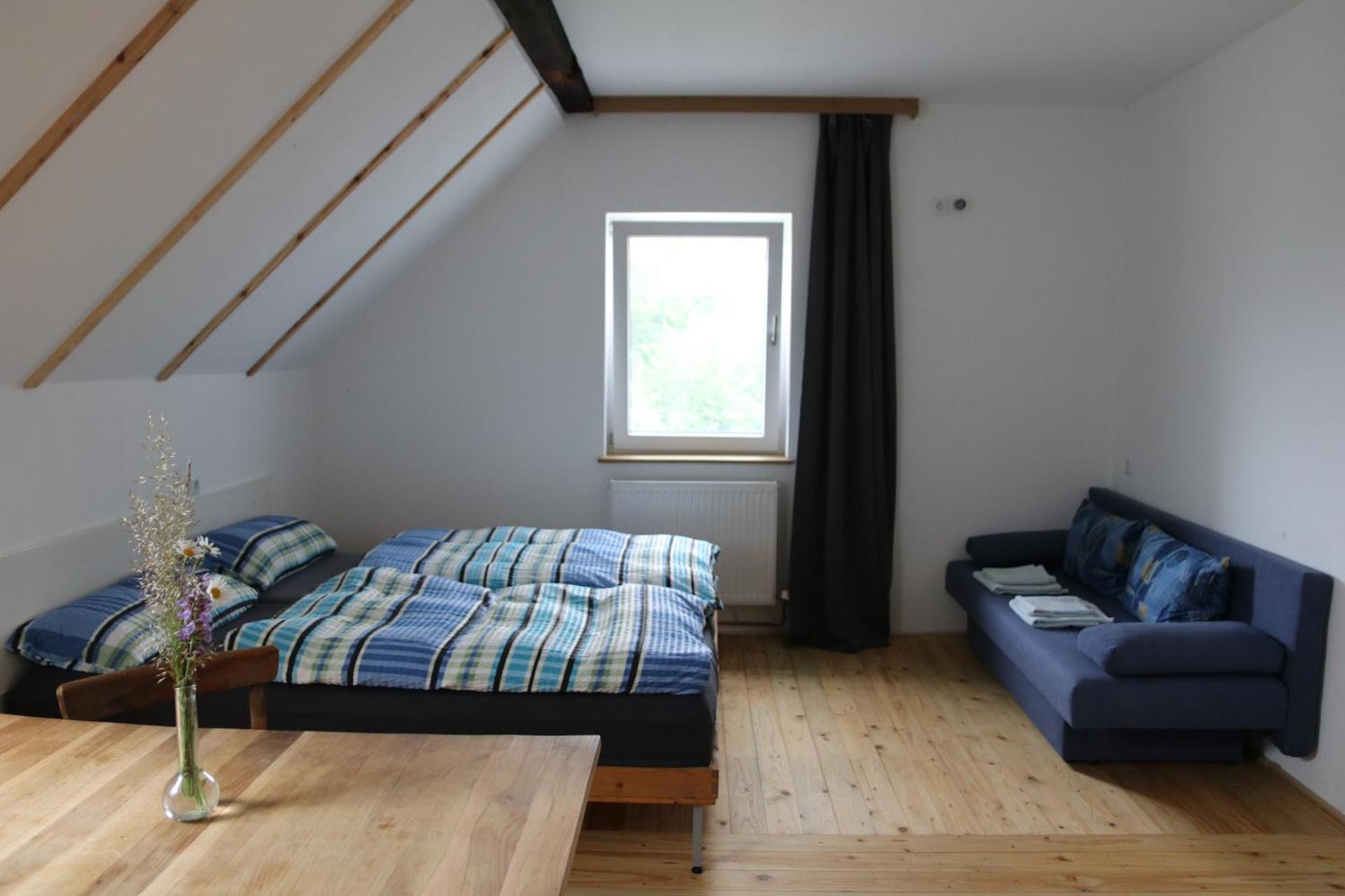 Photo of the whole room