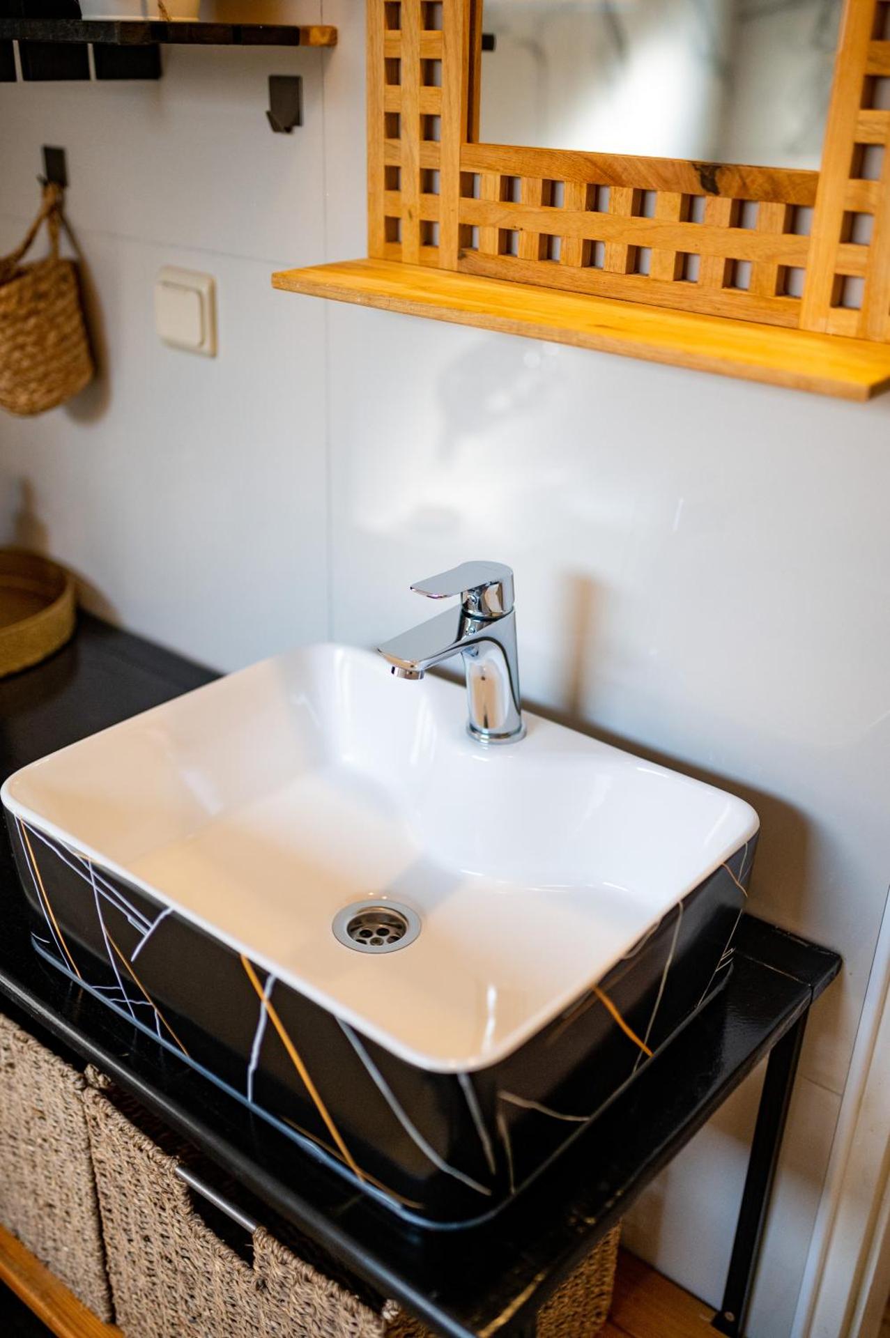 Sea View Apartment Ana