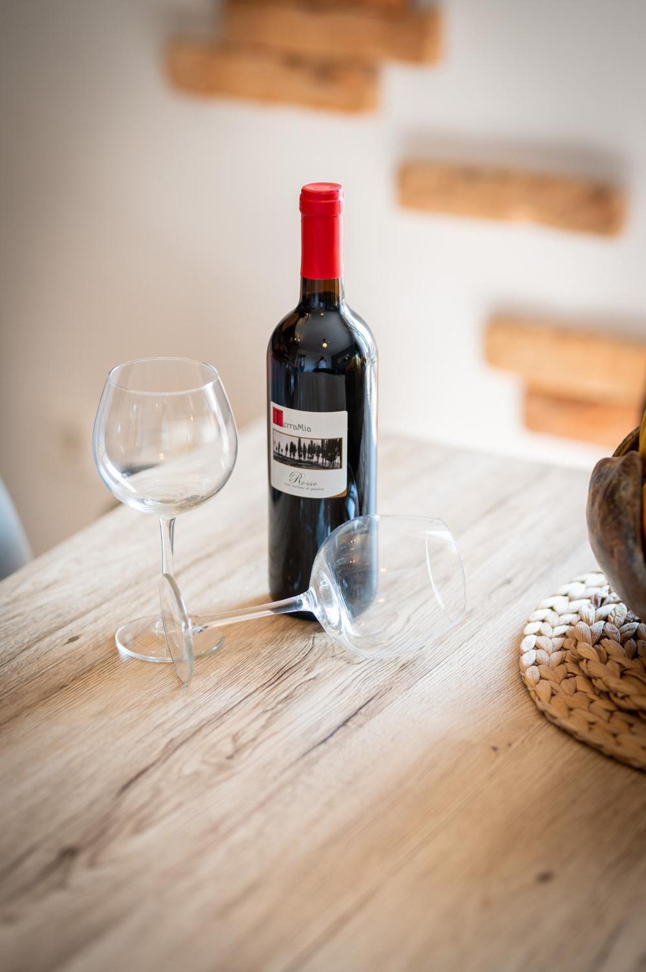 Sea View Apartment Ana