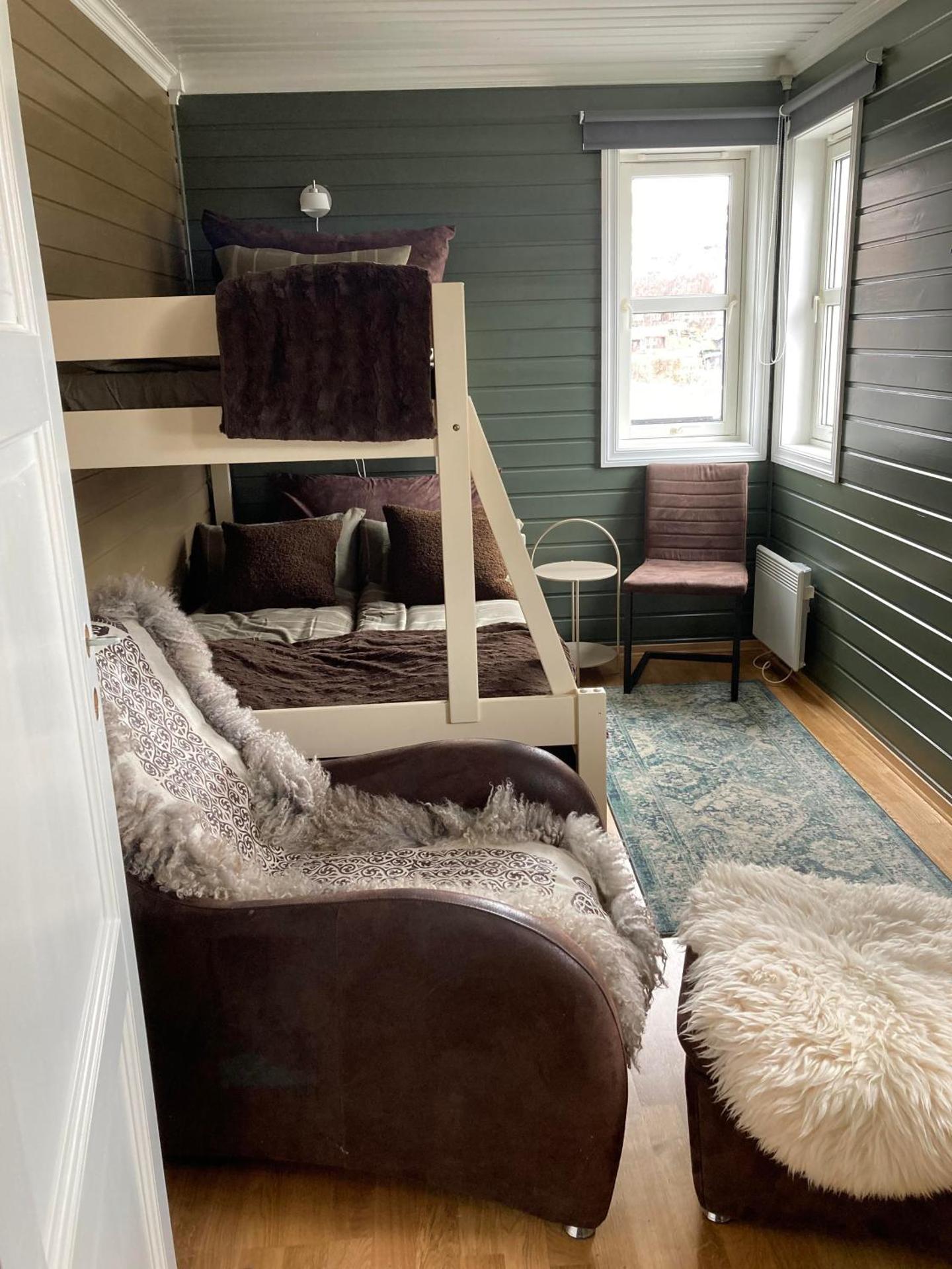 Lun og koselig hytte med sauna på Filefjell