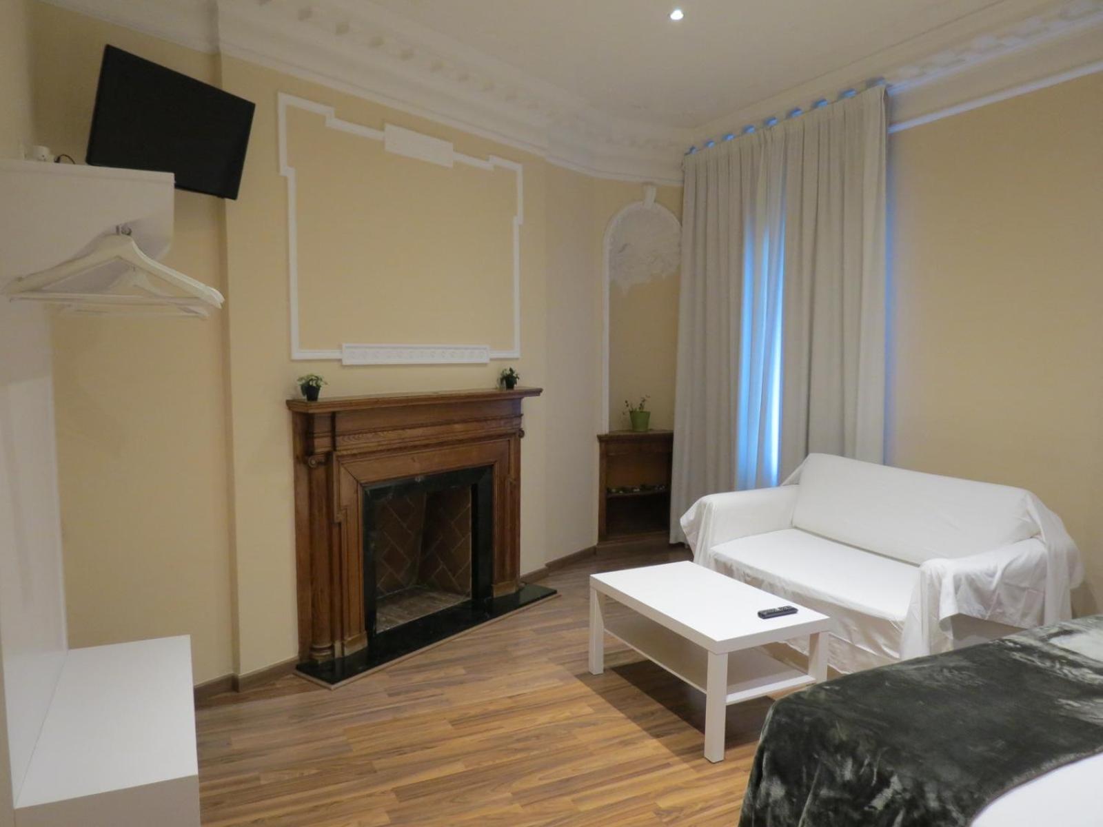 Photo of the whole room