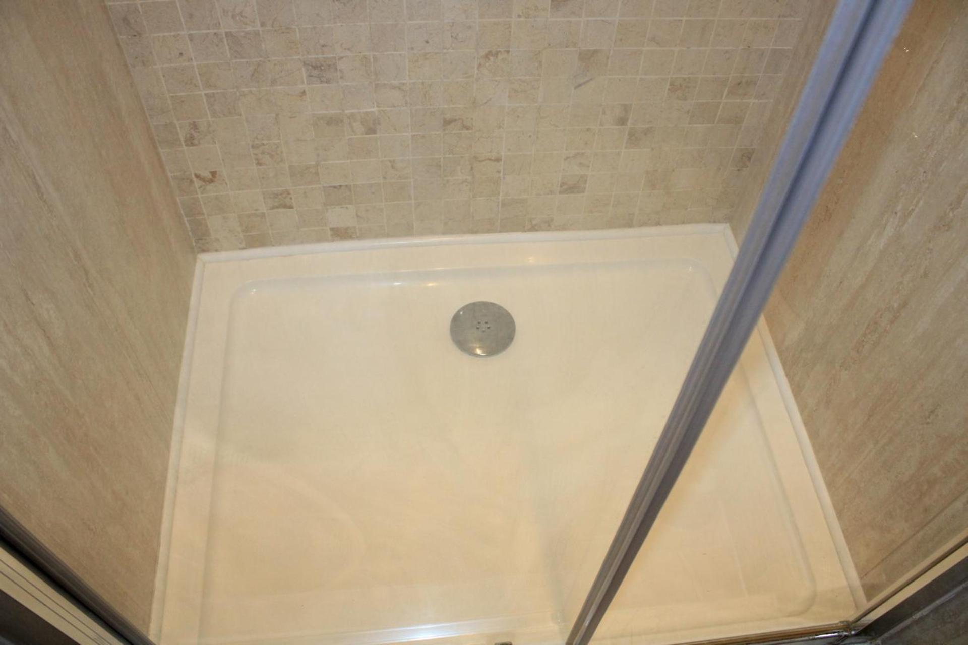 Grays Rest Over, with free parking