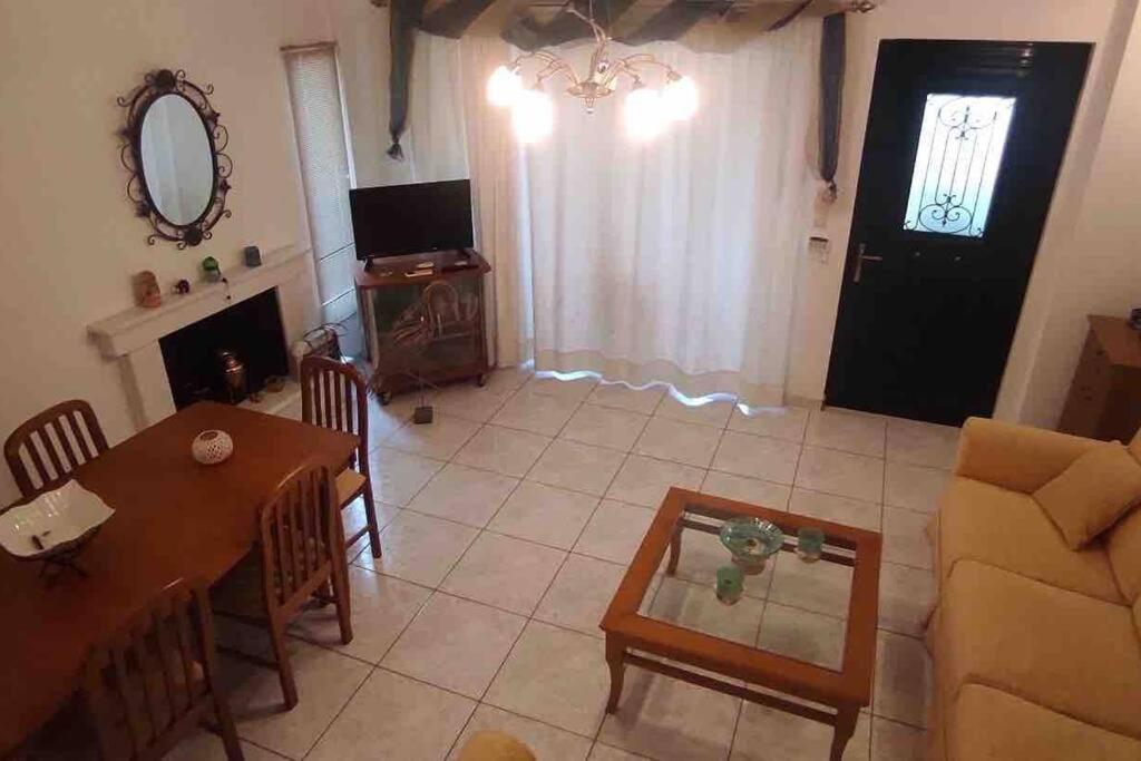 Luxury Beach House 3 Br, AC