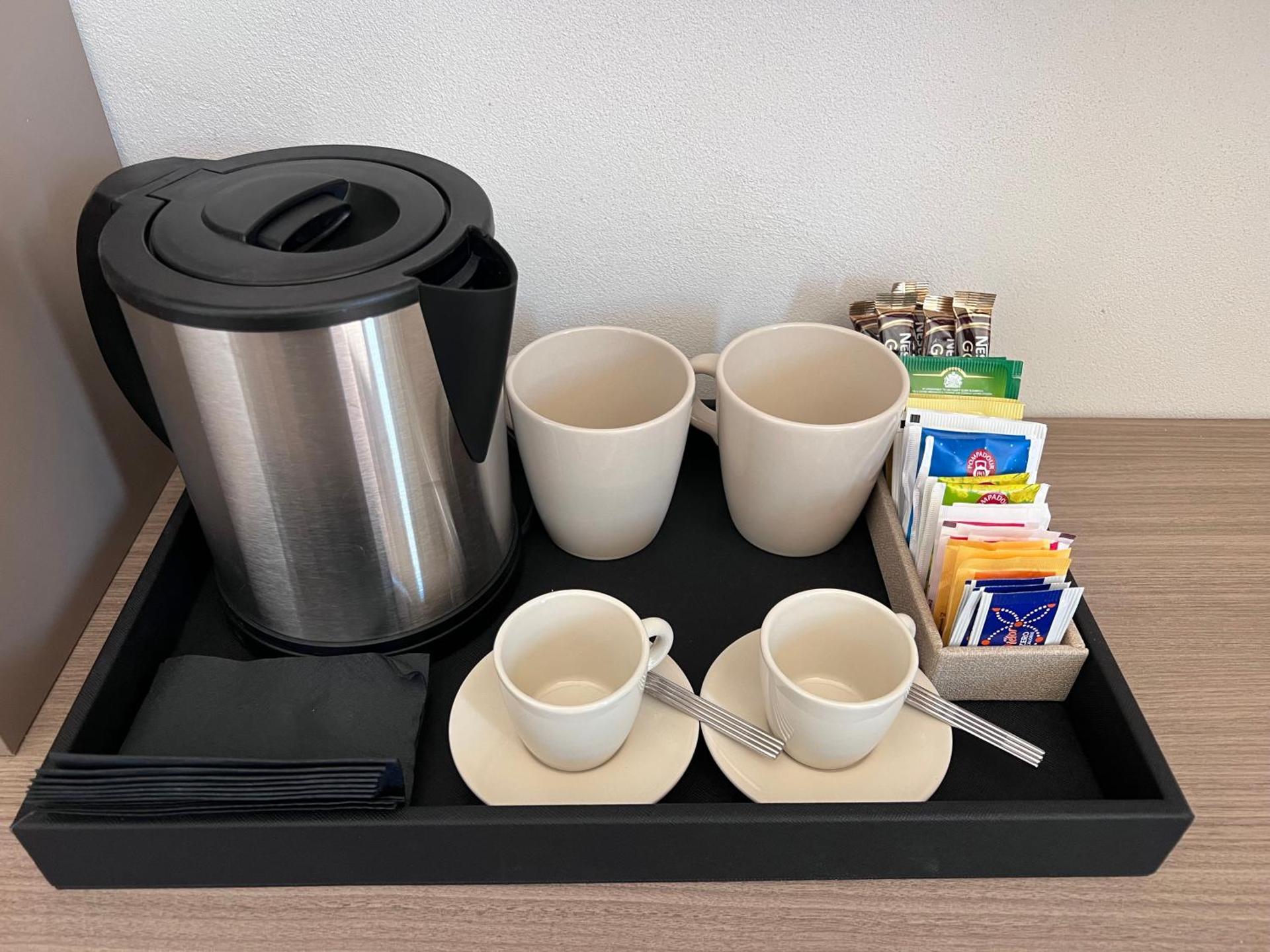 Coffee/tea facilities