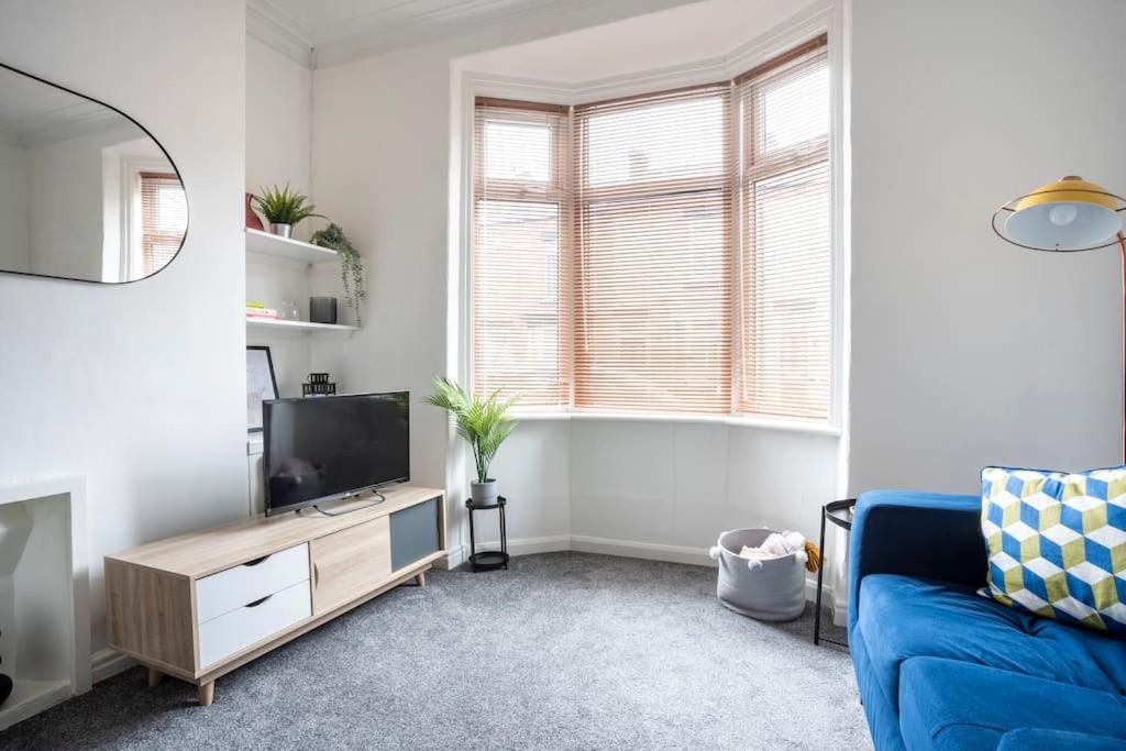 The Crown - Modern & Stylish Home from Home near Hopetown