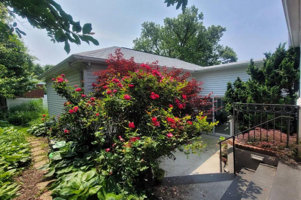 3 bedroom w indoor pool hotub