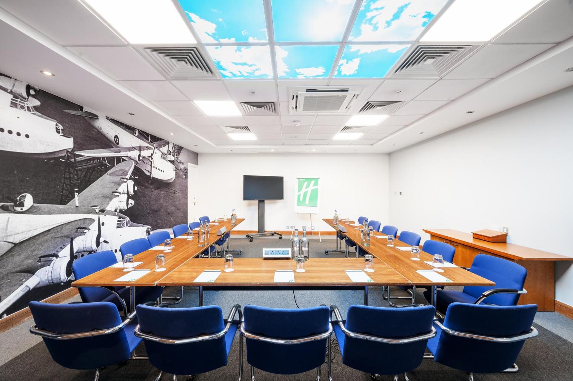 Meeting/conference room