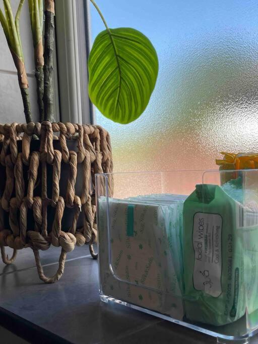 Modern and spacious house with Hot Tub