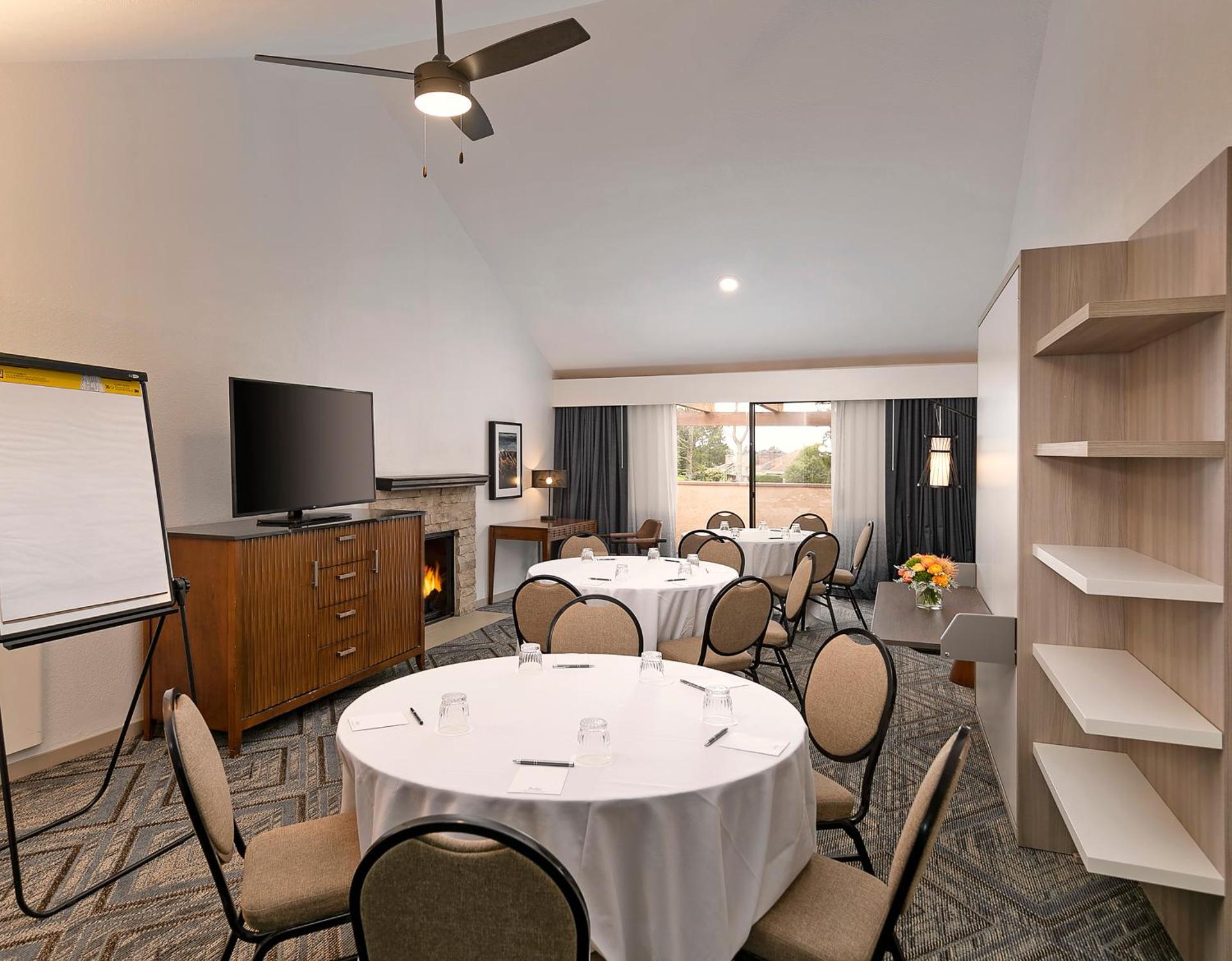 Meeting/conference room