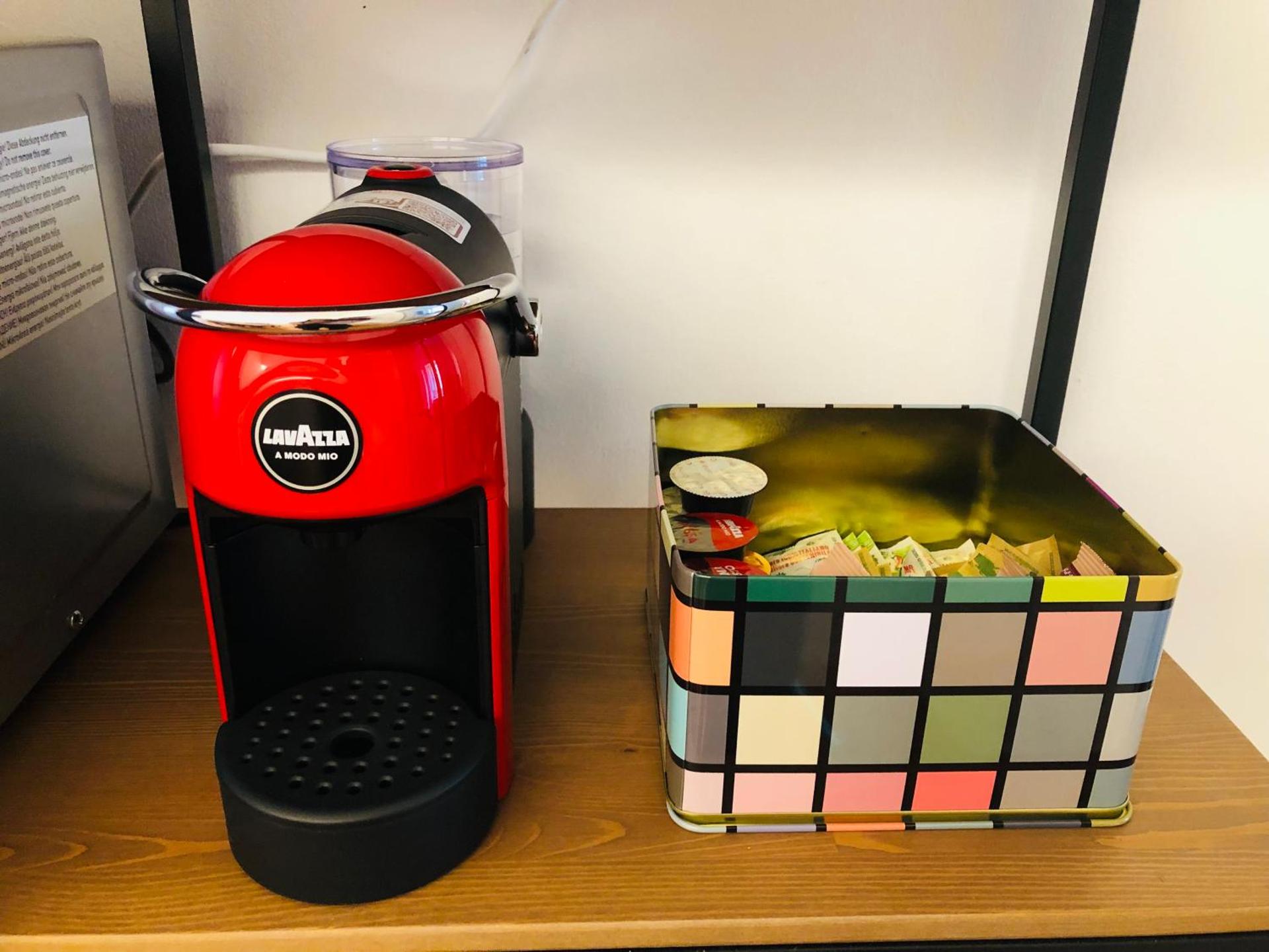 Coffee/tea facilities