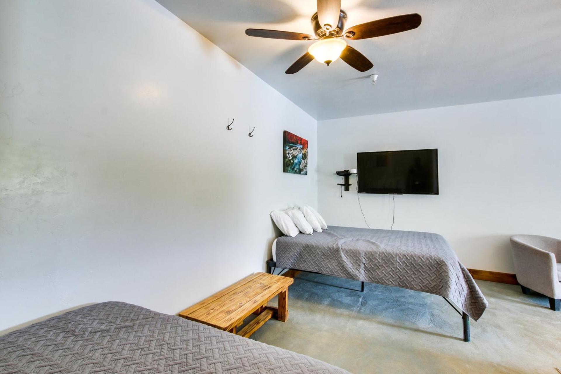 Central Lava Hot Springs Studio with Deck and Views!