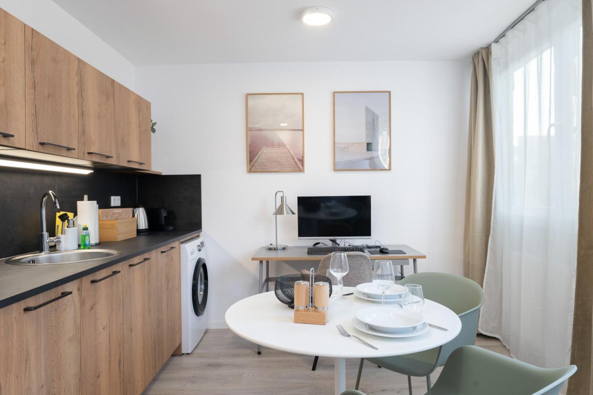 Kitchen or kitchenette