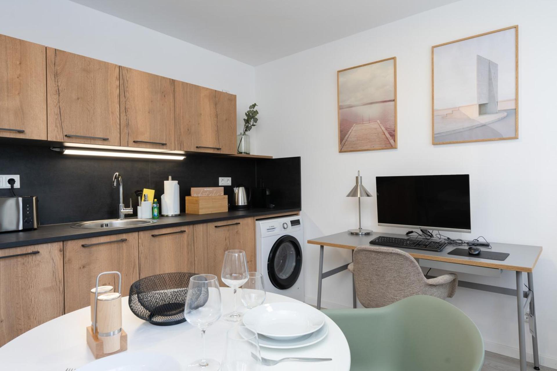 Kitchen or kitchenette