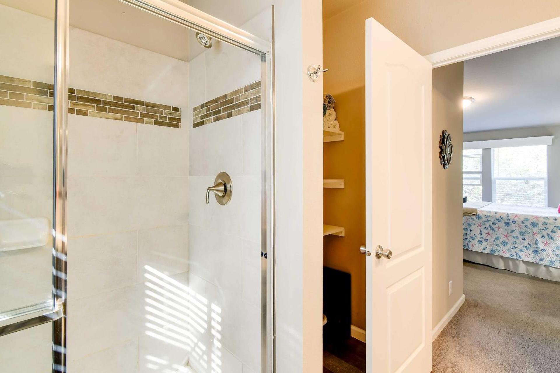 Ocean Shores Retreat with Porch and Canal Views!