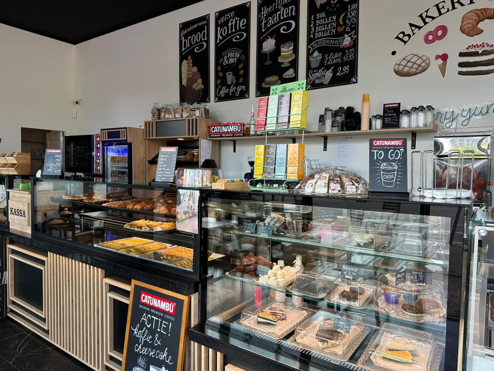 Supermarket/grocery shop