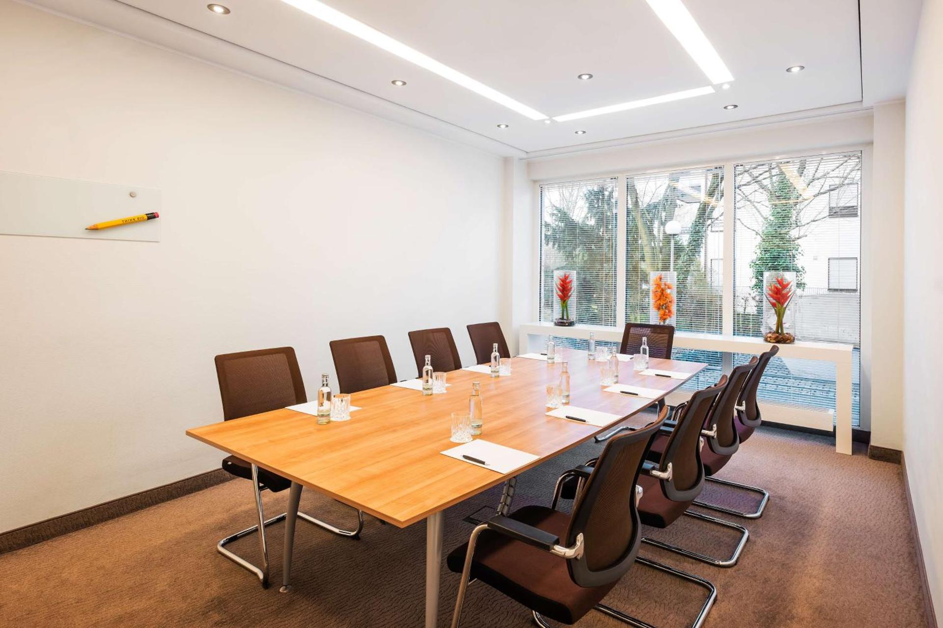 Meeting/conference room